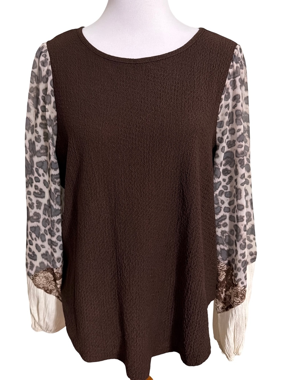 Daytrip Brown Scoop Neck Top with Leopard Print and Cream Cuffs